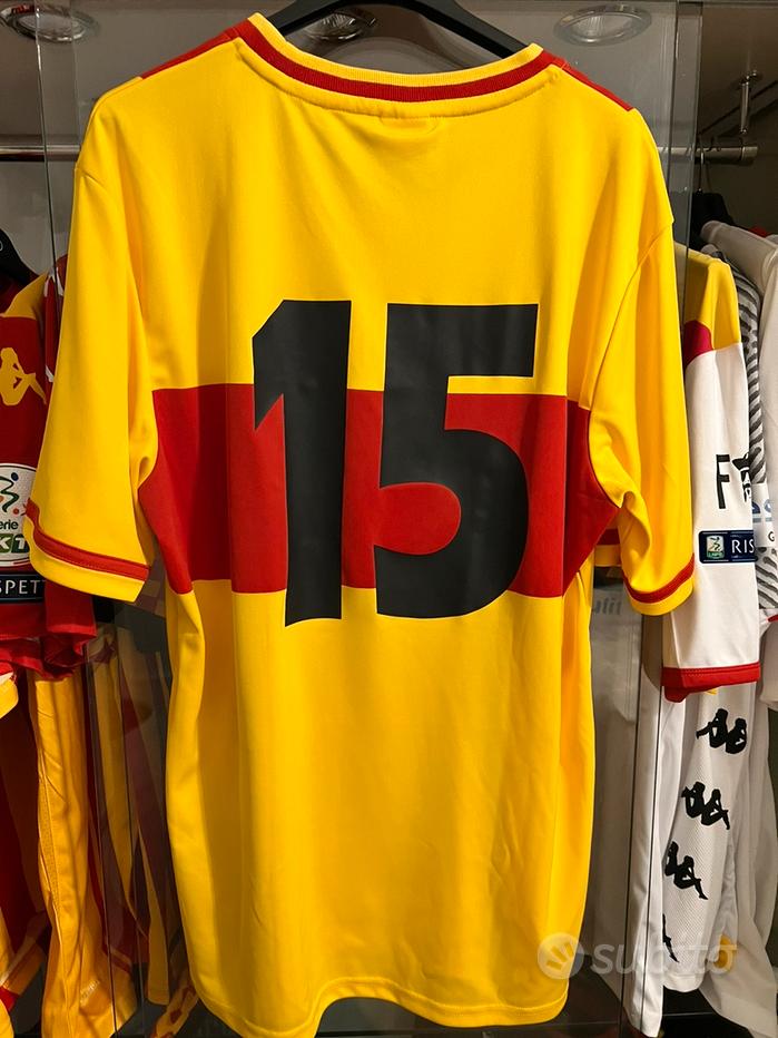 Benevento on sale calcio maglia