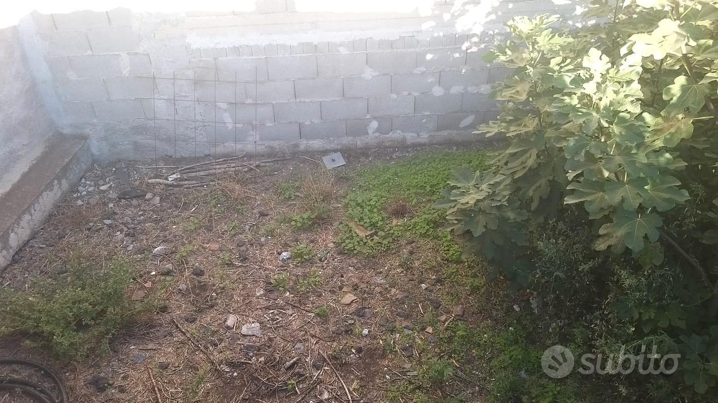 Immobile 460 mq con Terreno Edificabile a Belpasso - Altro