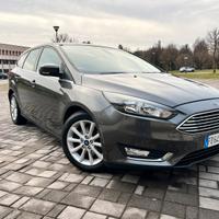 Ford Focus SW automatica 1.5 tdci120cv