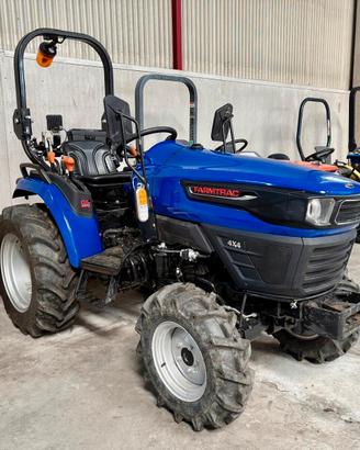 TRATTORE - FARMTRAC 20 - 77 ORE DI LAVORO