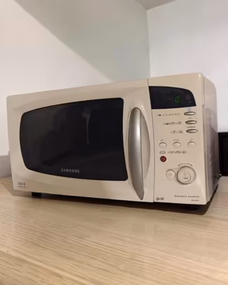 Microonde Samsung + Friggitrice ad aria Kasanova