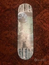 Palace skateboard deck 8,2 + grip