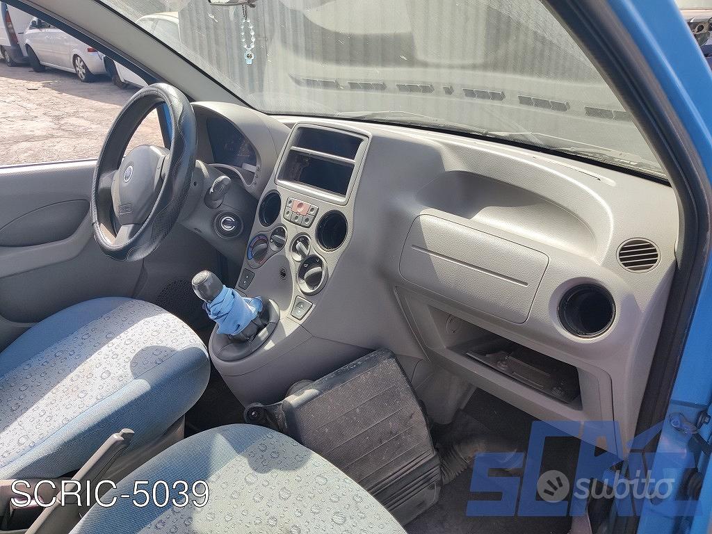 Subito - Autodemolizione Ferrarini by SCRIC - FIAT PANDA 169 1.1 54CV 03-12  - Ricambi - Accessori Auto In vendita a Lecce