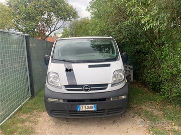Vivaro 1.9 tdi autocarro motore ok