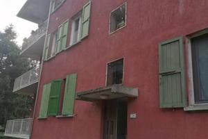 Immobile in asta di 120 m² con 4 locali e box auto
