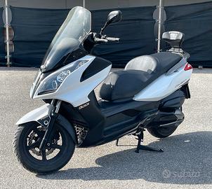 Kymco downtown 300