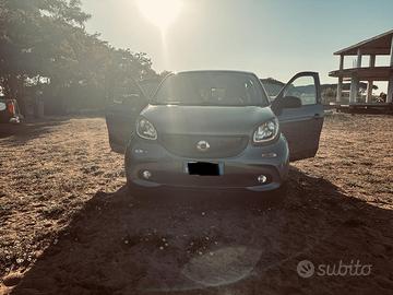 Smart forfour (2017)- 1.0 Benzina - Manuale -