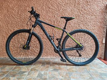 Bici MTB Cube