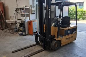 carrello elevatore