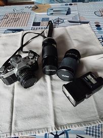 macchina fotografica Canon A E -1 con 3 accessori