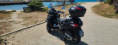 piaggio mp3 500