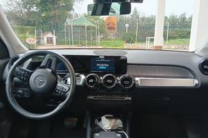 Mercedes GLB 200 D automatic business 