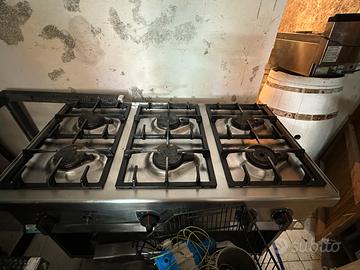 Cucina prifessionale 6 fuochi serie 70