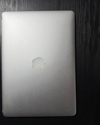 MacBook Air 13 pollici model A4166
