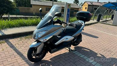 Yamaha T max