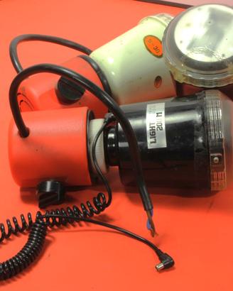 Coppia di Lampade Flash attacco E27 con slave