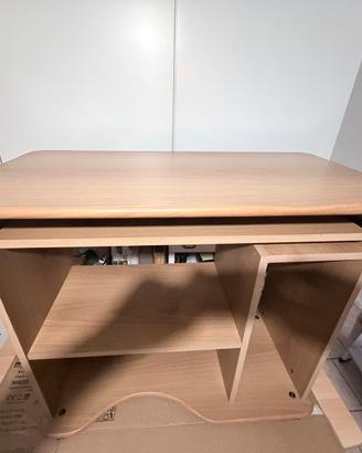 Scrivania computer 45x90 compatta