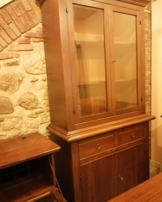 sala da pranzo in legno massello. 