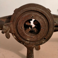 Filiera per tubi grandi