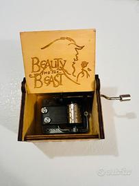 Carillon Musicale in Legno "La Bella e la Bestia"