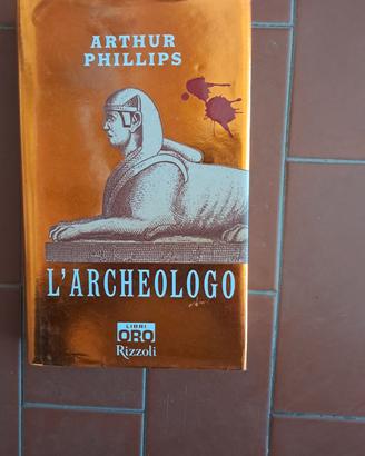 L'archeologo Arthur Phillips