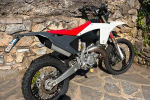 FANTIC XE 125