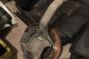 Bracci mozzi e freni Maserati Ghibli