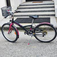 Bicicletta 24" BTwin Fucsia e Nera