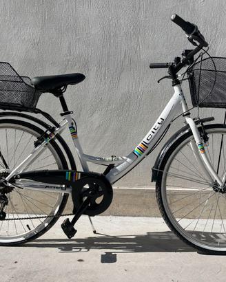 Bicicletta City cambio Shimano Tourney 6 marce