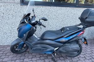 Scooter xmax 300