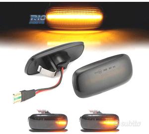 FRECCIE LATERALI DINAMICHE A LED AUDI A3 A4 A6 TT 