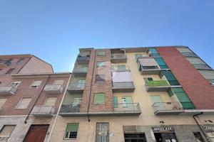 2 LOCALI A TORINO