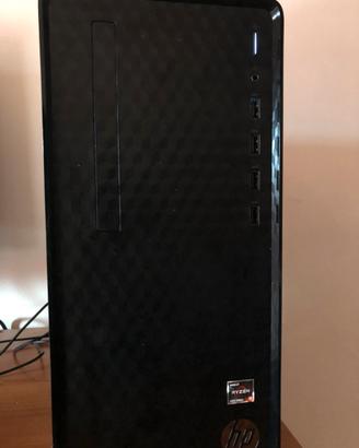 PC fisso Ryzen 5 8GB RAM SSD 250GB + Monitor