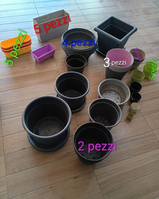 Vasi varie misure e colori