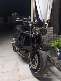 Speed triple 1050 my 2009 Black edition