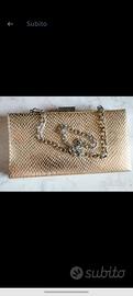 Borsa elegante modello pochette color oro