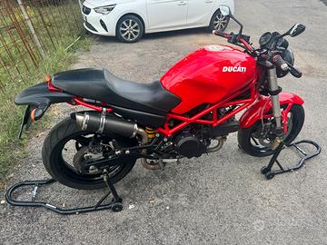 Ducati Monster 695 perfetta per A2