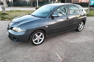 Seat Ibiza 1.4 GPL neo patetati come nuova