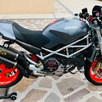 Ducati s4r