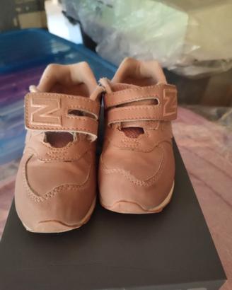 Scarpa New Balance bambina 26