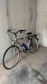 set 3 biciclette da sistemare