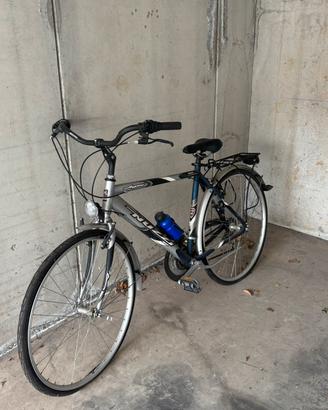 set 3 biciclette da sistemare