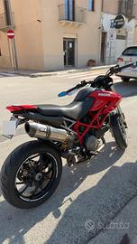 DUCATI HYPERMOTARD 796