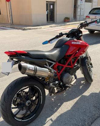 DUCATI HYPERMOTARD 796