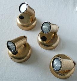 4 lampade tipo faretto da interni per camper.