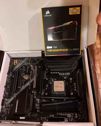 Computer ryzen 7 con 32Gb ram