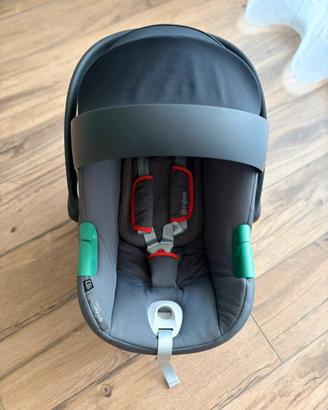 Ovetto Cybex per neonati  – grigio e nuovissimo