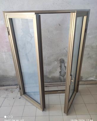 Finestra alluminio 