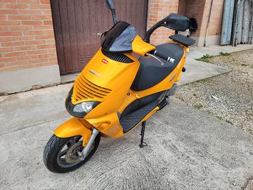 scooter aprilia leonardo 150