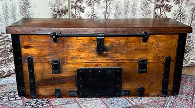 Baule -Forziere antico o fuciliera del  1874